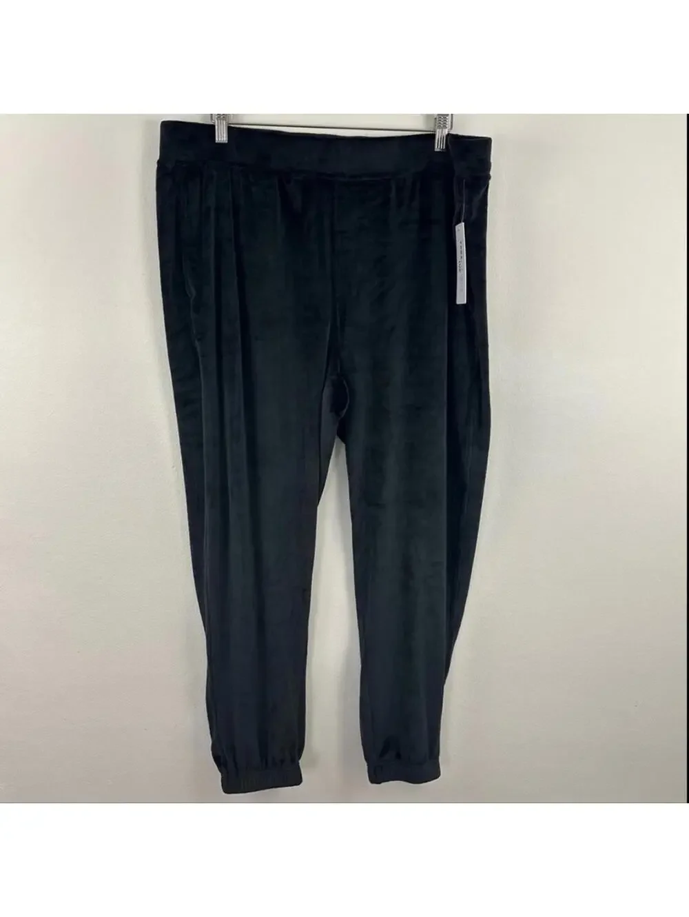 NWT Yogalicious Double Butter Hannah Jogger Size 1X